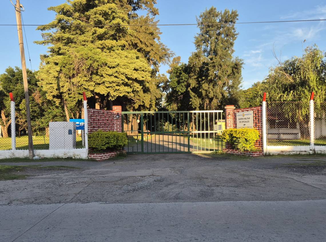 Insólito: robaron en varias viviendas del barrio militar de oficiales