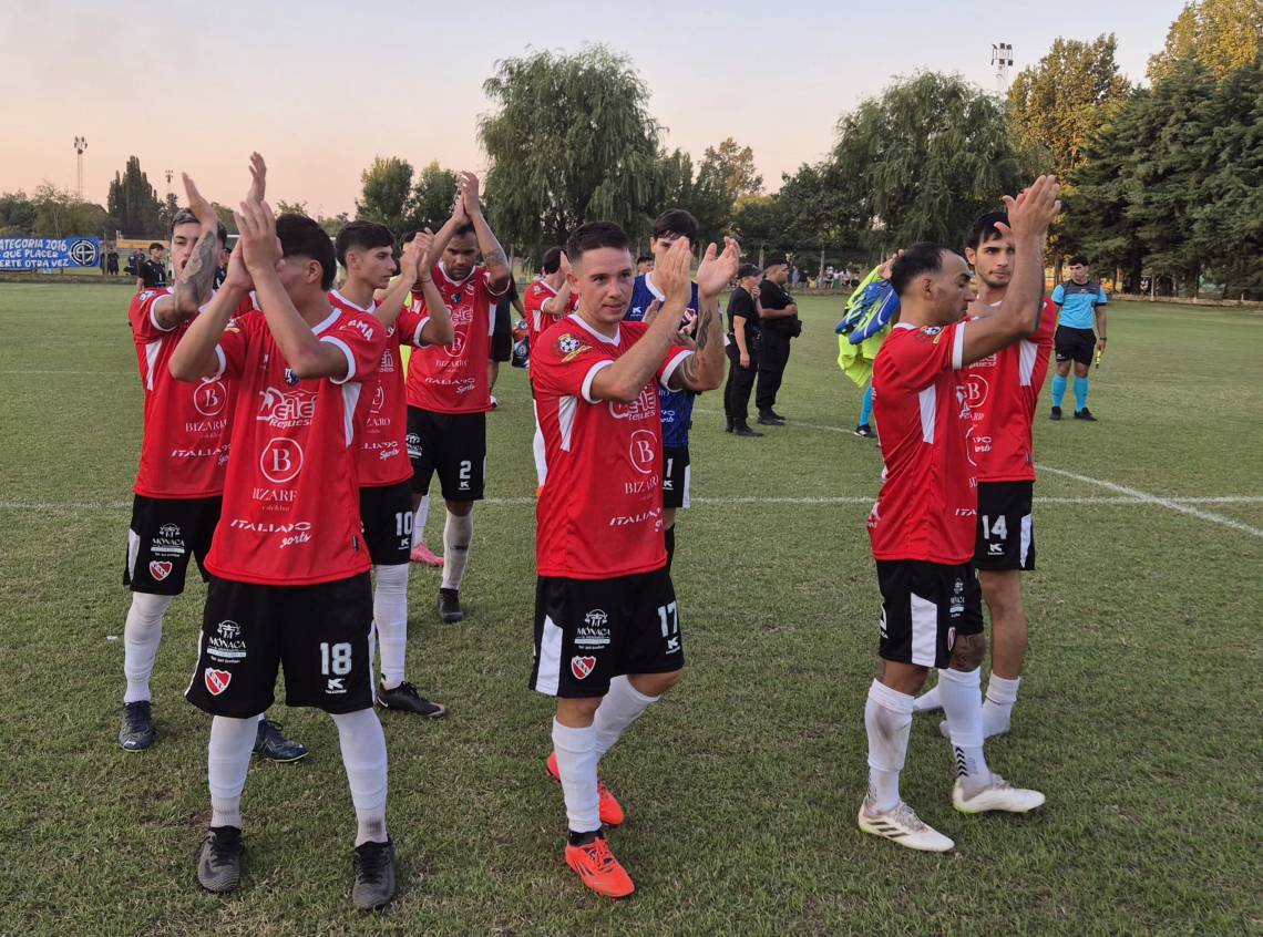 Liga Santafesina: Independiente le ganó a Academia con lo justo y arrancó el Torneo Apertura con el pie derecho