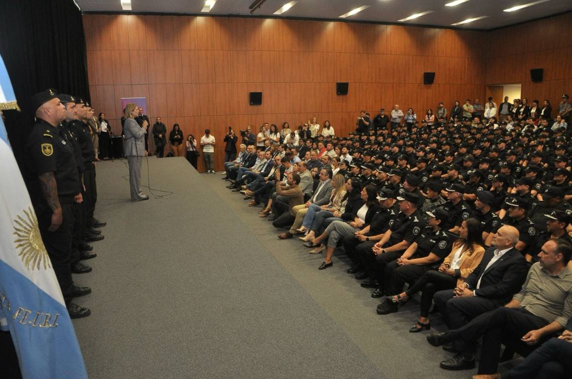 El Gobierno Provincial incorporó otros 190 policías al Departamento La Capital