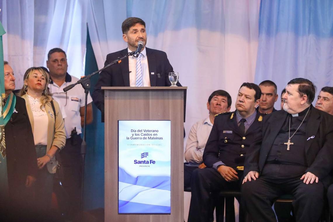 Pullaro: “En la reforma de la Constitución tiene que quedar plasmada la lucha y la reivindicación de la soberanía sobre Malvinas”