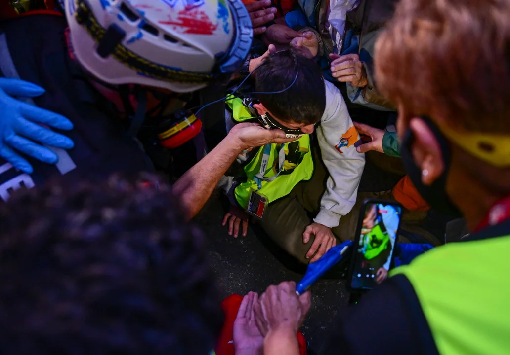 Incidentes en una nueva marcha de jubilados al Congreso: trasladaron a un periodista herido