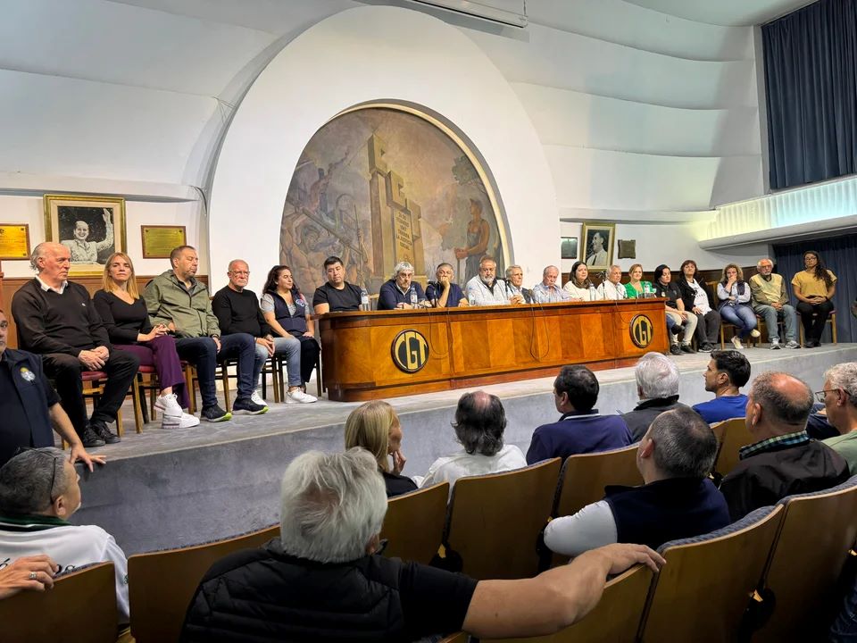 La CGT marchará el 30 de abril por el Día del Trabajador y convocó a gobernadores peronistas