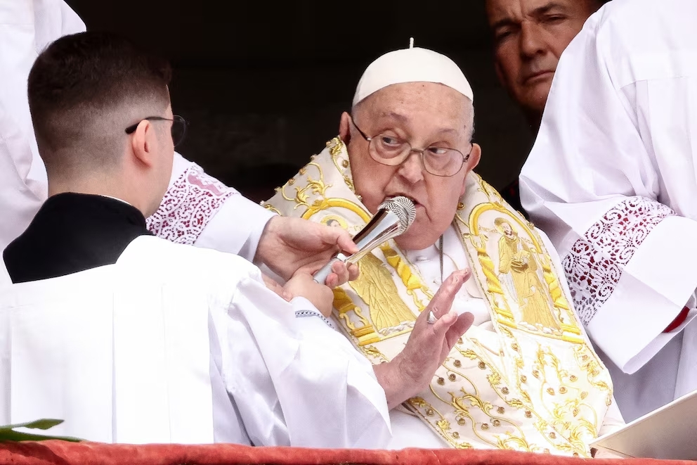 El papa Francisco participó de la misa de Pascuas en el Vaticano: “La paz no es posible sin libertad religiosa”