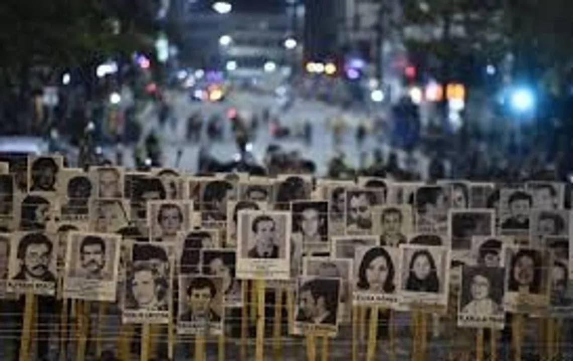 Uruguay: buscan restos de desaparecidos durante la dictadura en comando de la Armada