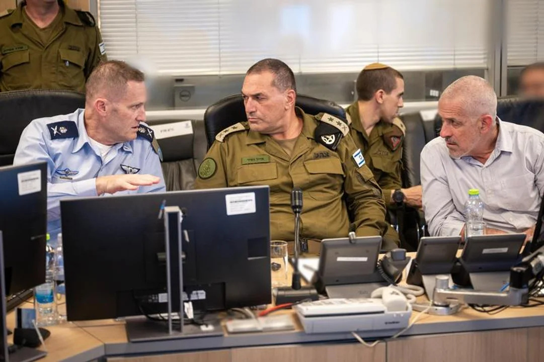 El gobierno de Israel revocó la destitución de jefe del Shin Bet