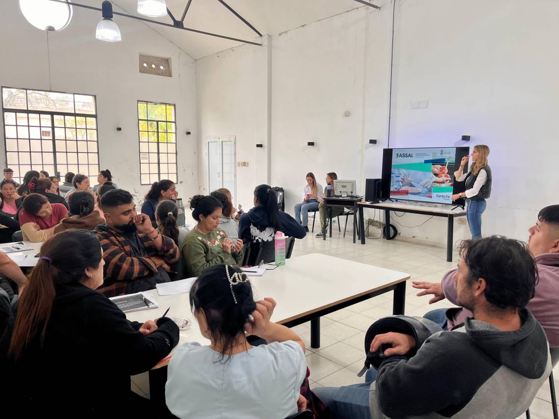 Se realizó una capacitación en Buenas Prácticas de Manipulación de Alimentos . (Foto: MST)