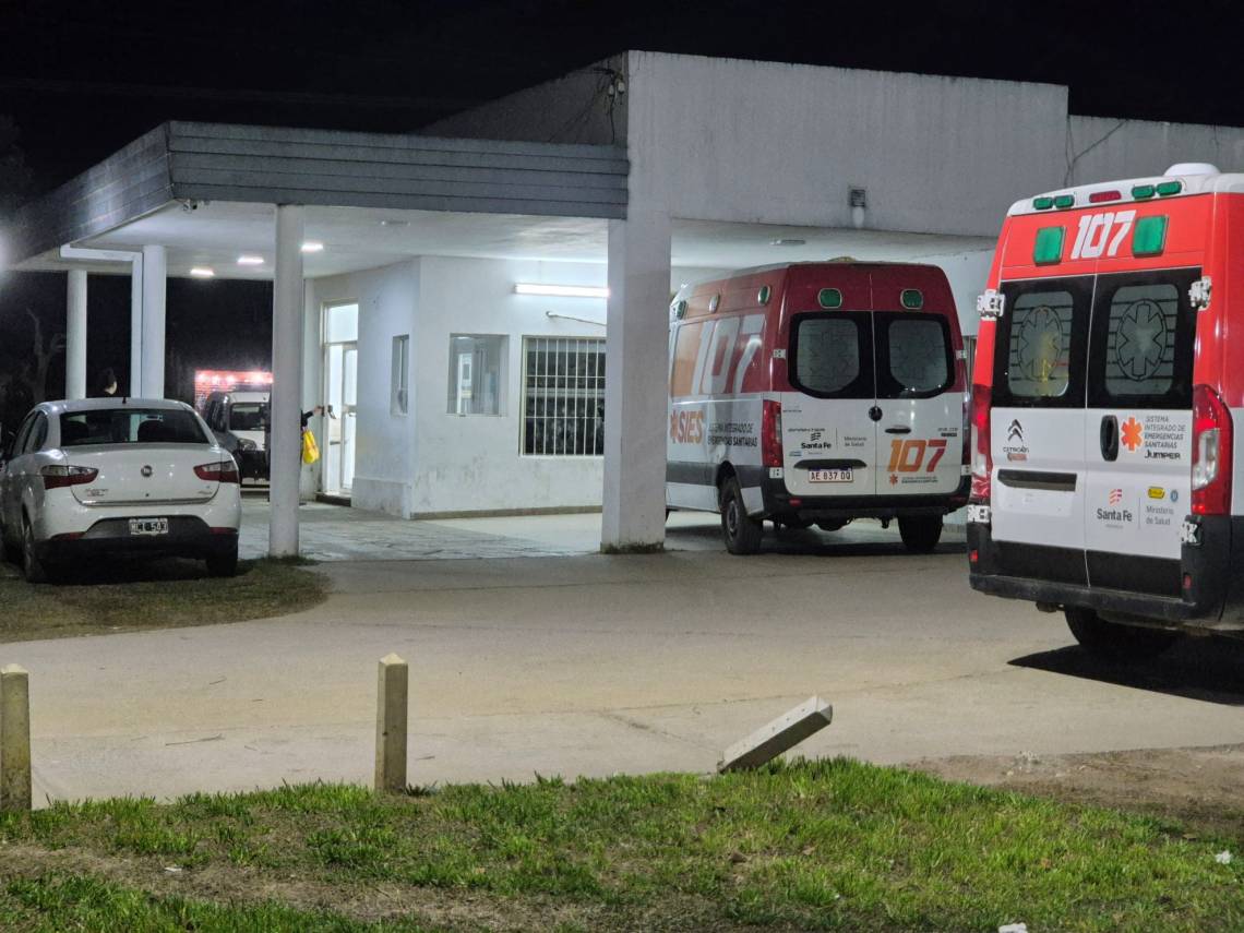 Le dispararon desde un auto en Adelina Centro: un joven está internado en estado delicado