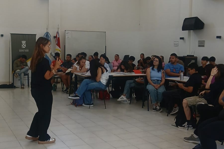 Capacitar para prevenir riesgos: nueva jornada sobre manipulación de alimentos