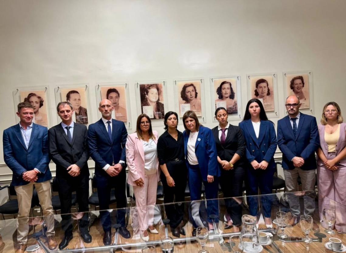 Bullrich recibió a la familia de Jeremías y confirmó que en febrero se tratará la reforma del Régimen Penal Juvenil