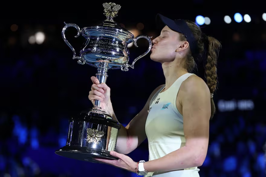Revancha y título: Rybakina destronó a Sabalenka y se quedó con el Abierto de Australia
