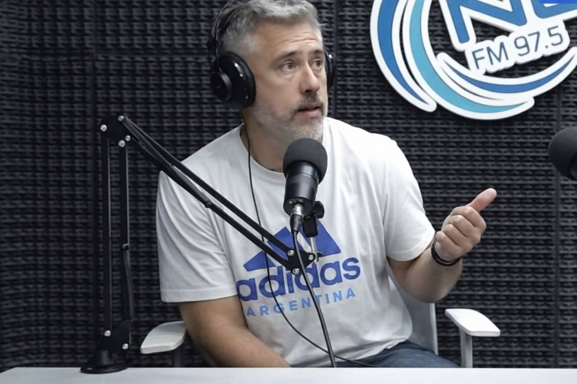 Leandro Busatto, en los estudios e Nova 97.5.