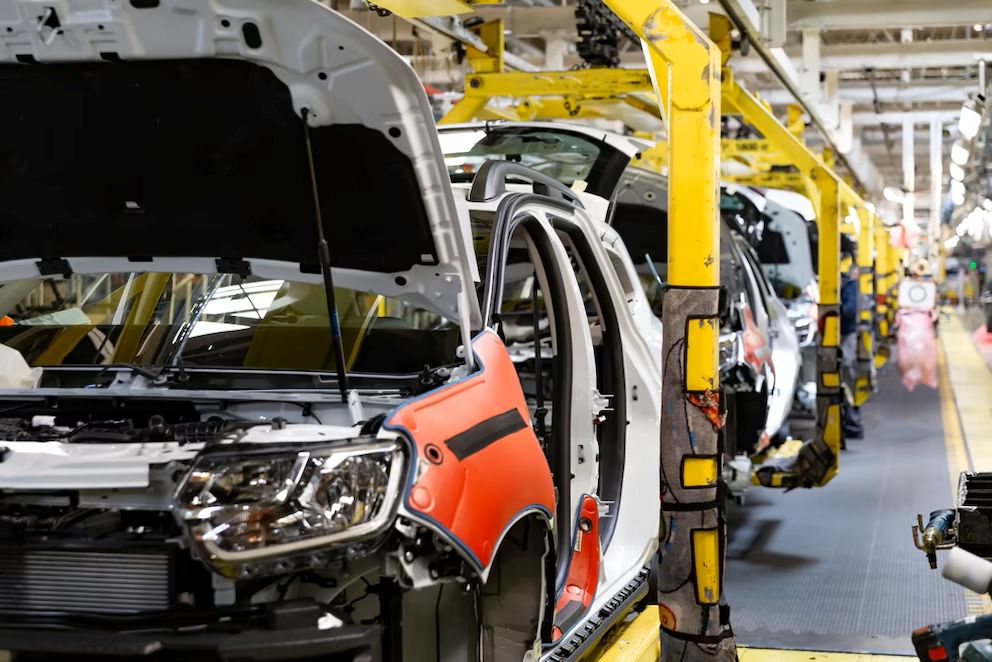 La industria automotriz forma parte del sector manufacturero, uno de los rubros que registró caída interanual.
