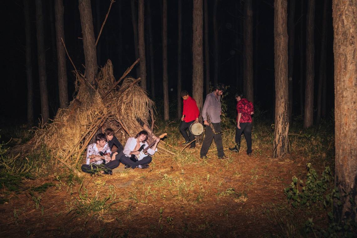 Tarro and The Baldes presenta su primer disco en Demos: un viaje multimedial que redefine la escena santafesina