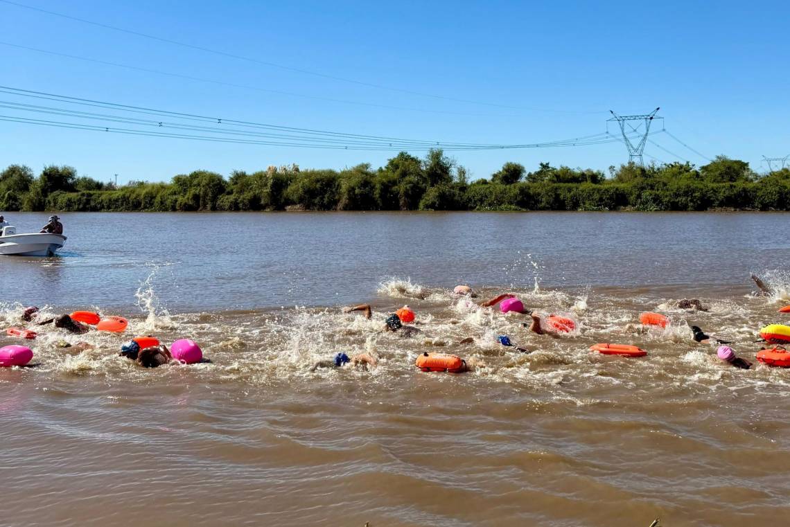 Se realizó la Maratón Acuática Río Salado con una destacada participación en Santo Tomé. (Foto: MST)