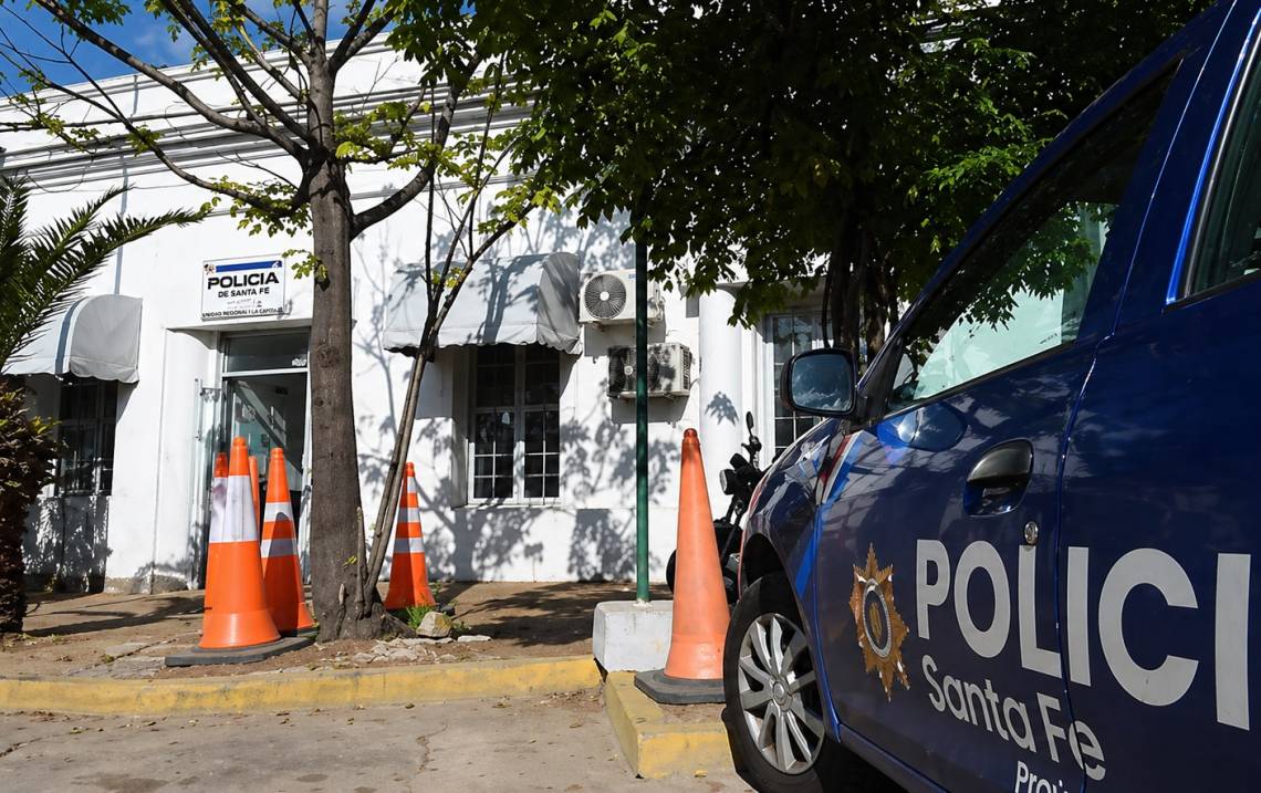 Santa Fe: detuvieron a dos policías por pedir coima para devolver una moto