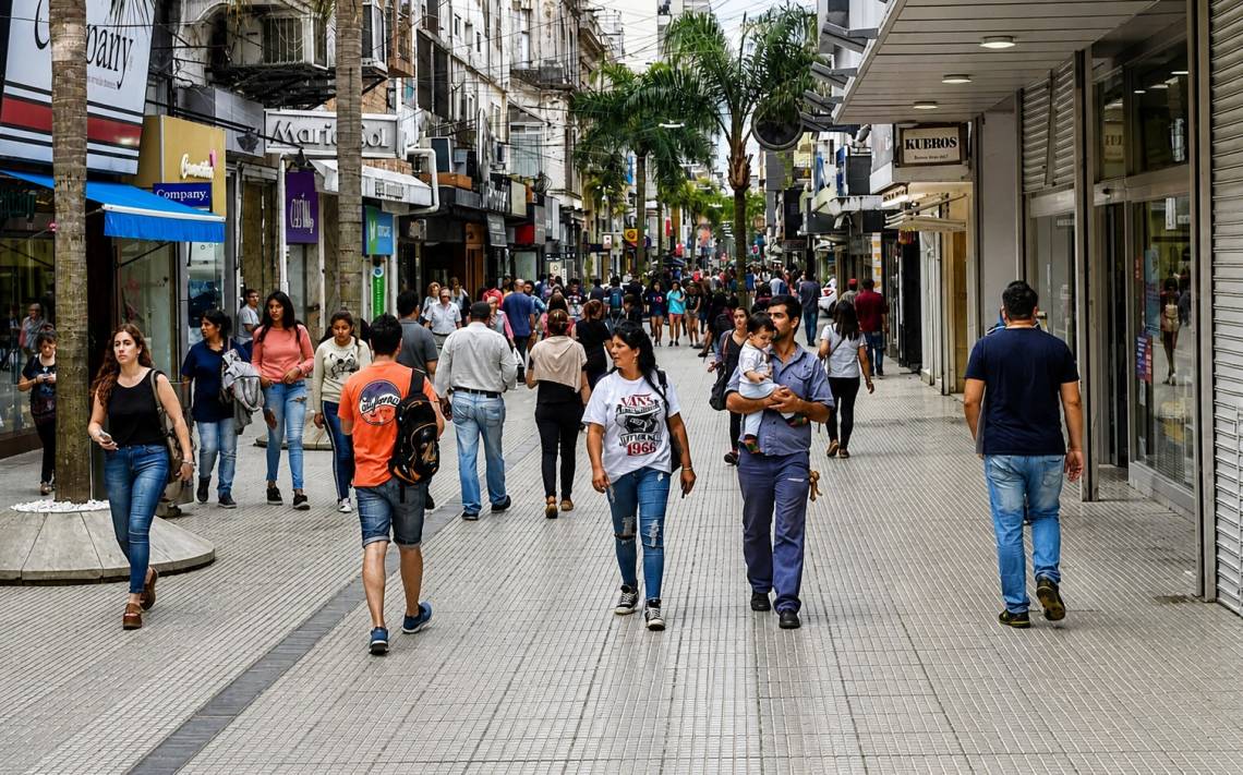 Según un informe, el empleo ya no garantiza estabilidad económica en Santa Fe.