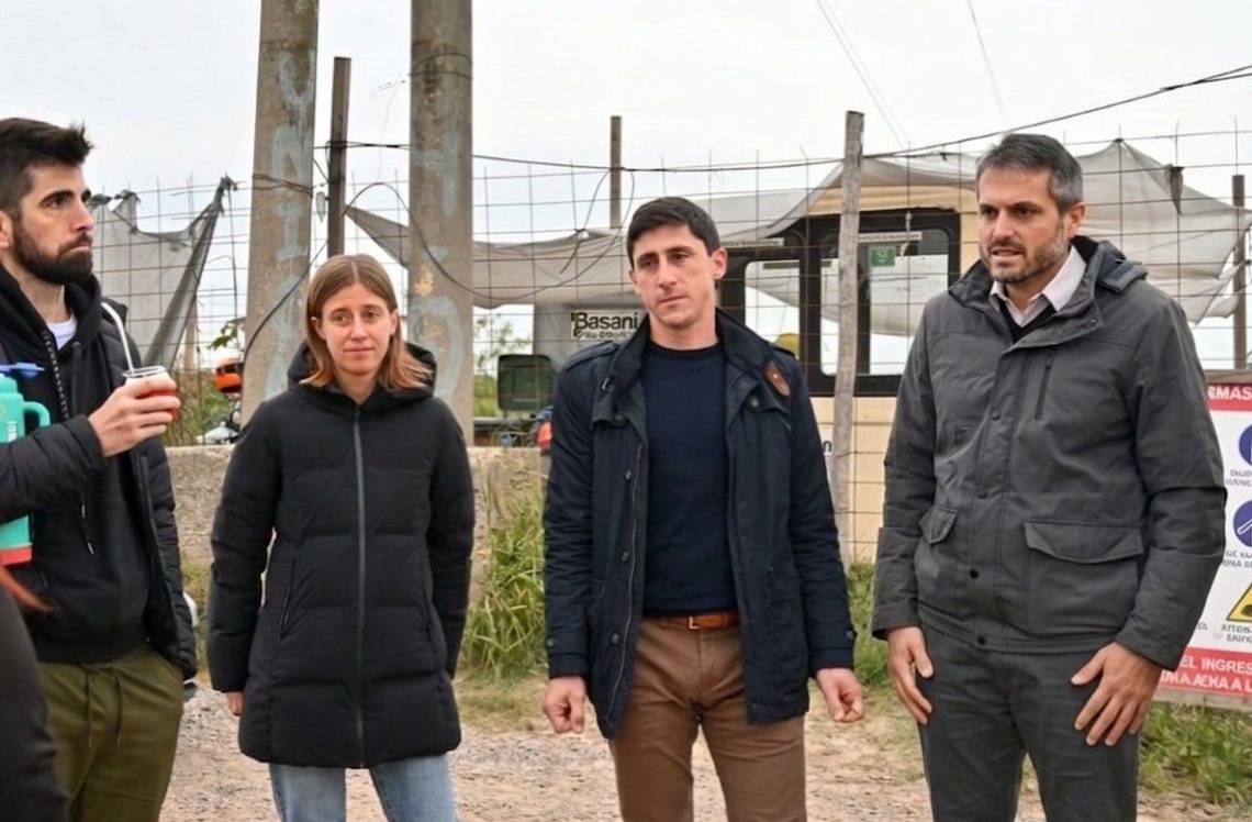 Paco Garibaldi encabezó una jornada de relevamiento y análisis urbano en diversos barrios del sur de la ciudad de Santa Fe.