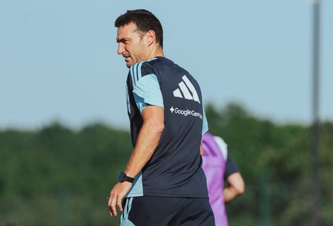 El entrenador de la Selección probó un equipo para el primer mistoso previo al Mundial.