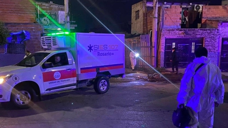 Un agente de la Policía Federal fue asesinado y otro resultó herido mientras realizaban un operativo en Rosario. (Foto: Rosario 3)