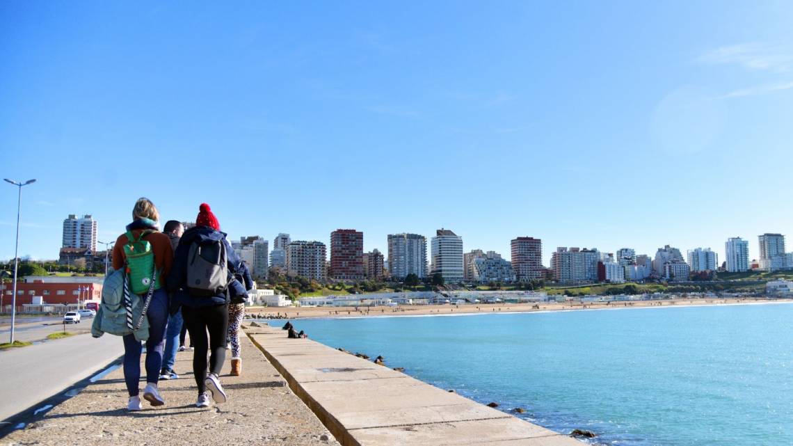 El Mundial, el clima y la economía condicionaron un fin de semana largo con bajo movimiento