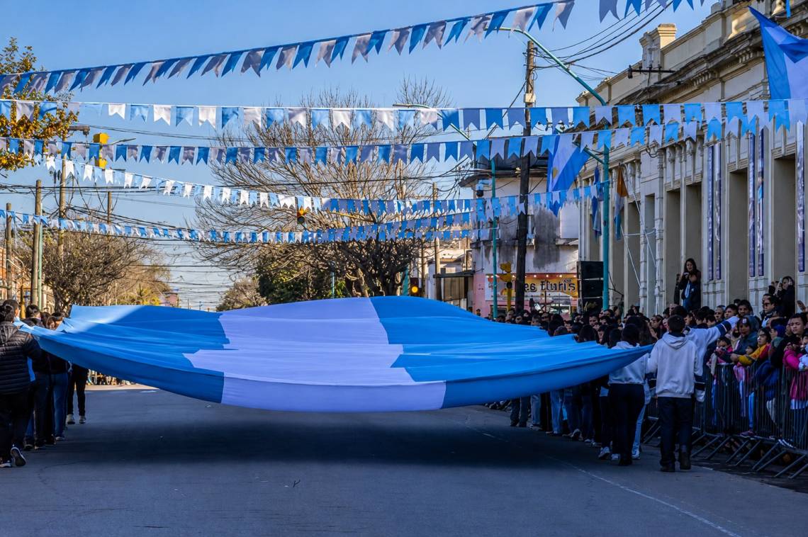Este sábado se realizará el acto y desfile por el Día de la Bandera