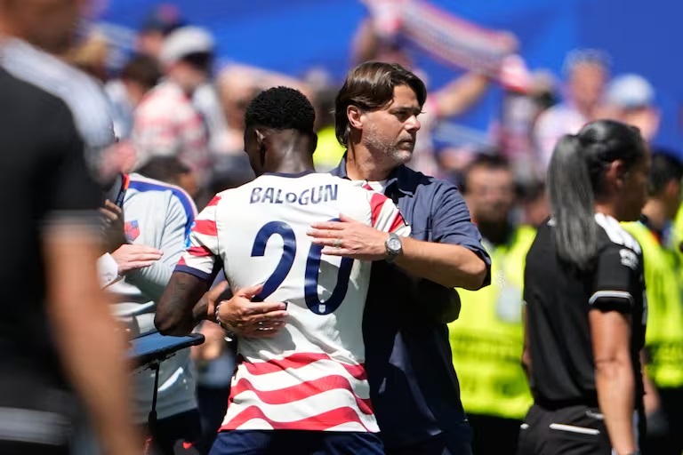 Dirigido por Pochettino, Estados Unidos aseguró un lugar en 16avos. de final del Mundial.