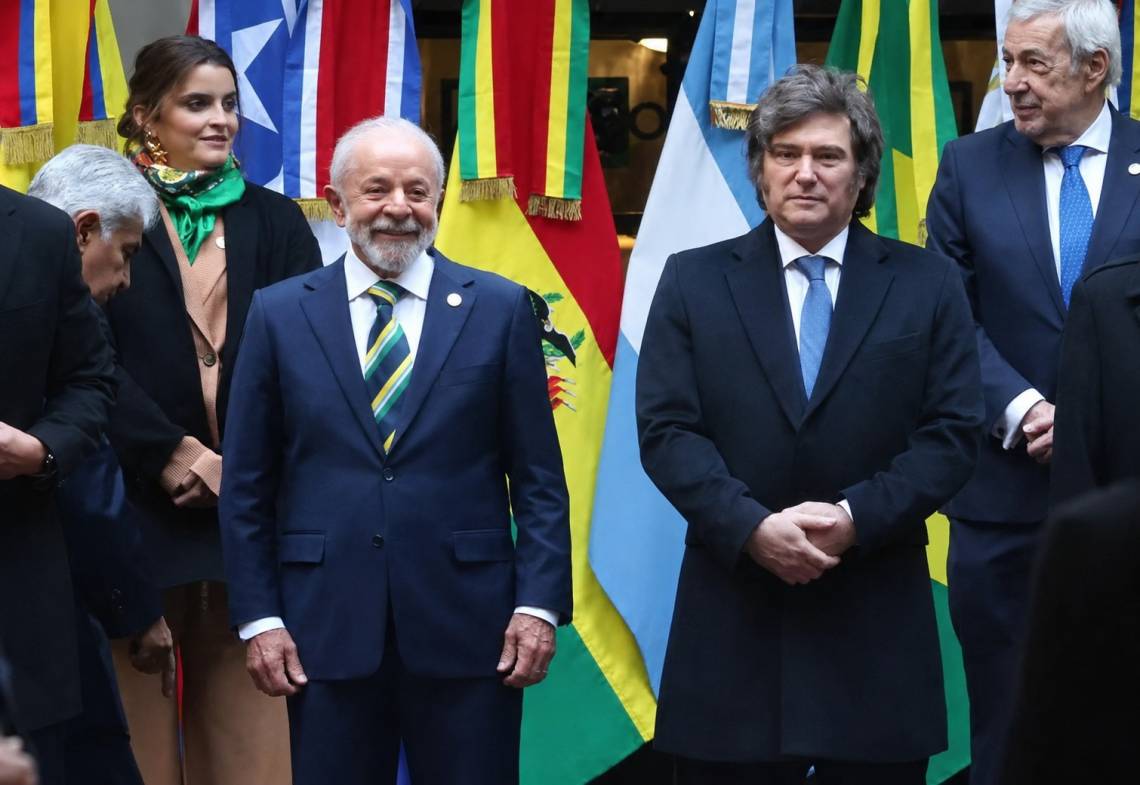 Milei participará de la cumbre del Mercosur en medio conflictos diplomáticos y la crisis interna del Gobierno