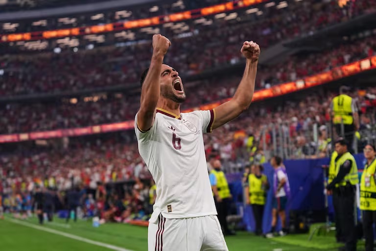 España eliminó a Portugal sobre el final y se metió en los cuartos de final