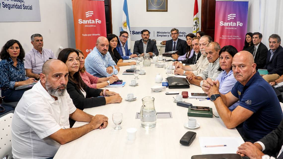 Paritaria docente: el Gobierno convocó para el jueves y AMSAFE ratificó su pedido de recomposición salarial. (Foto: Archivo)