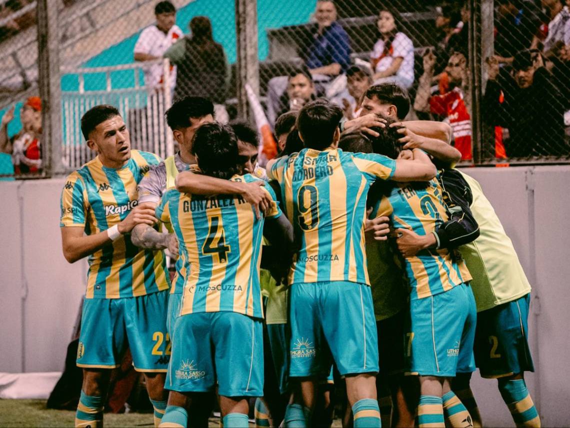 Aldosivi dio el golpe, venció a River y avanzó a octavos de la Copa Argentina.