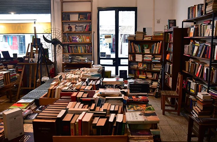 Libreros y editoriales alertan por el proyecto oficial para derogar la ley del precio único de los libros
