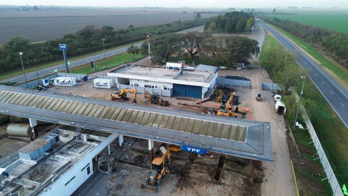 La Provincia informó el avance de la renovación de las estaciones de servicio de la Autopista