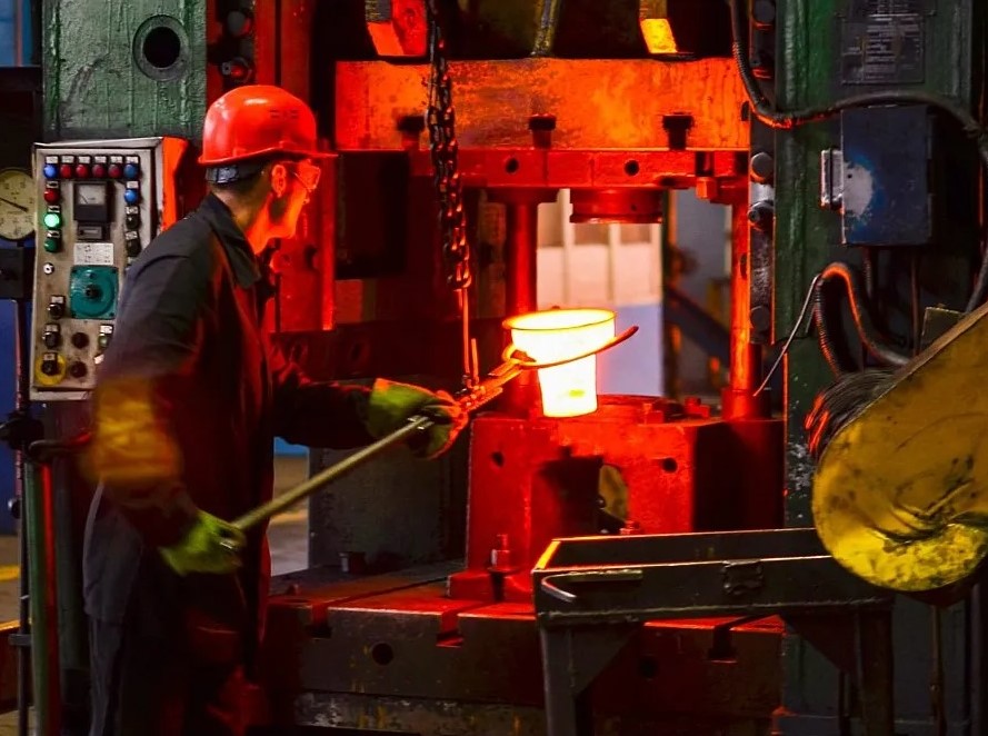 La industria tuvo un leve repunte en junio, pero más del 40% de su capacidad sigue ociosa