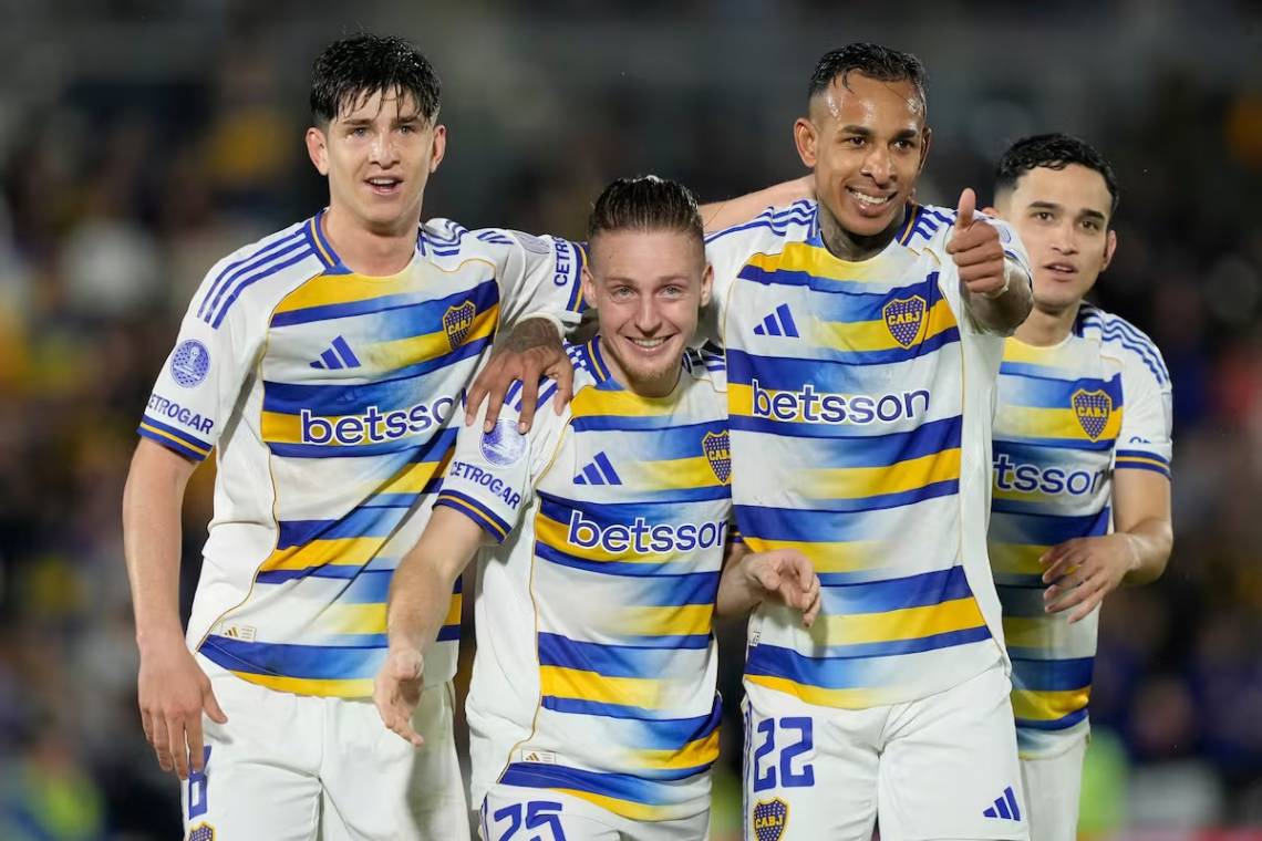 Boca venció sin dificultades a Recoleta y avanzó en la Copa Sudamericana. (Crédito: Jorge Saenz - AP)