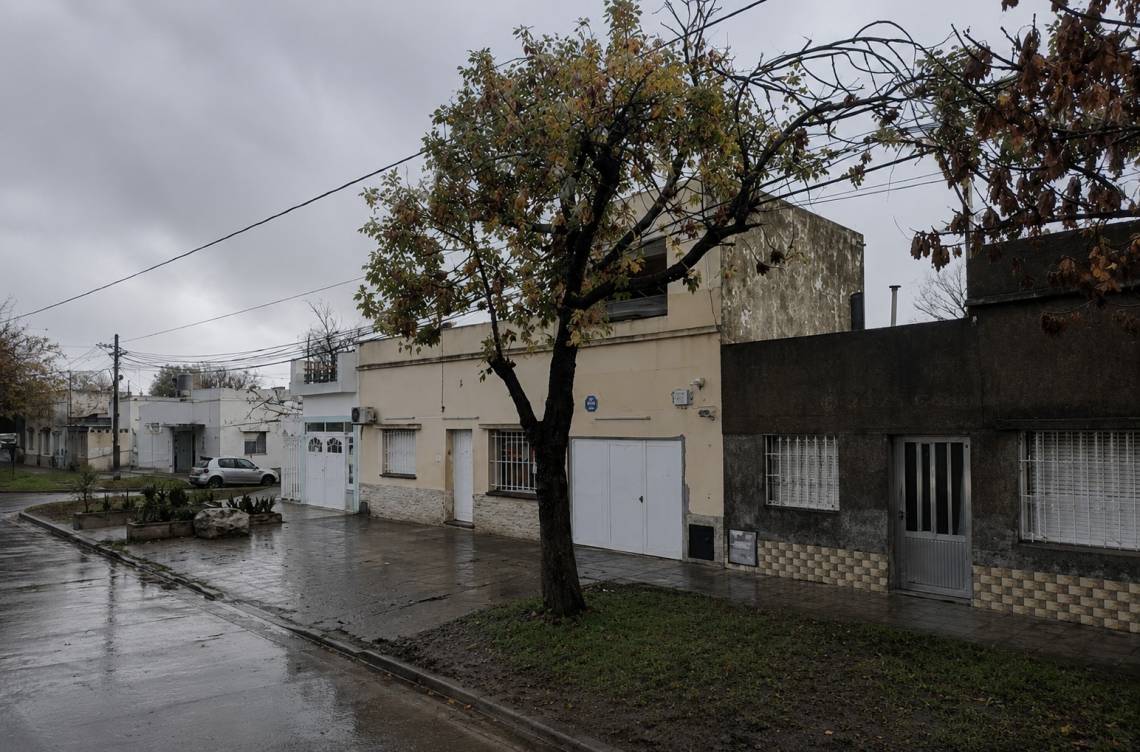 Detuvieron a un hombre tras merodear por techos y saltar tapiales de distintas viviendas