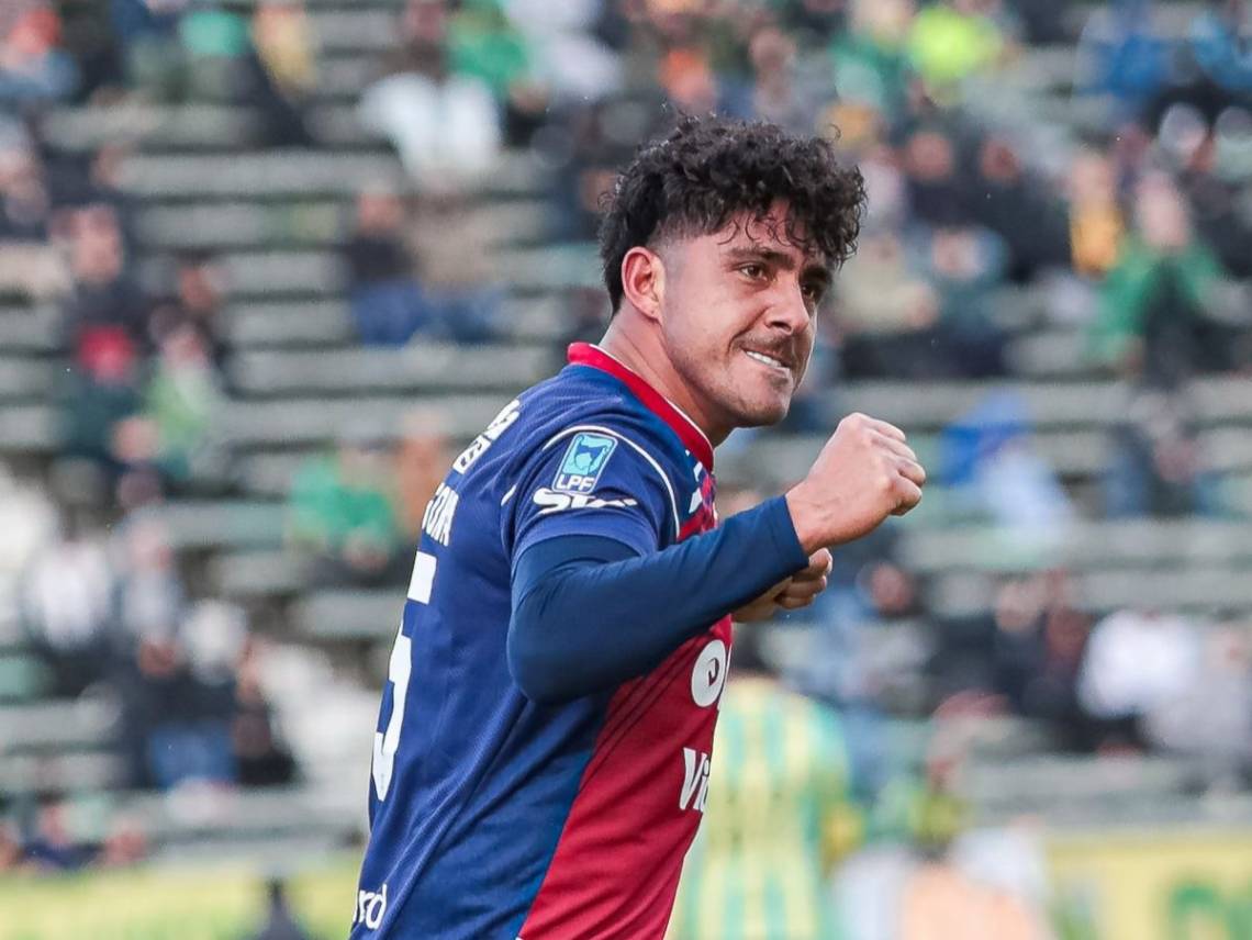 Tarragona marcó dos goles para la remontada tatengue. (Foto: @clubaunion)