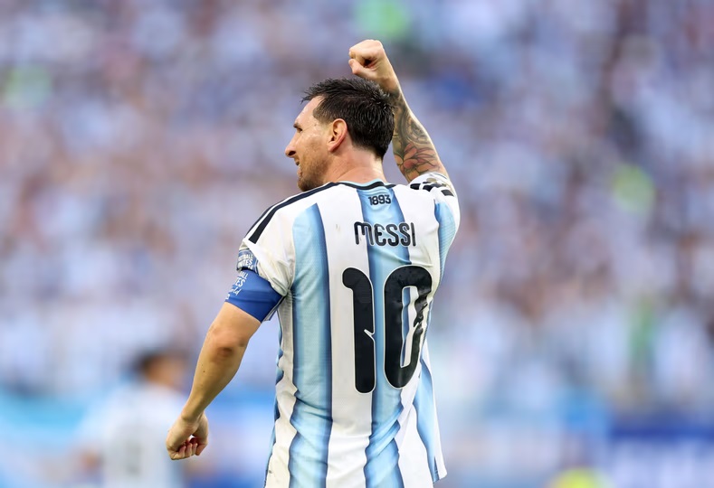 Tras el retiro de Messi de la Selección, la AFA prepara un homenaje especial en todos los partidos.