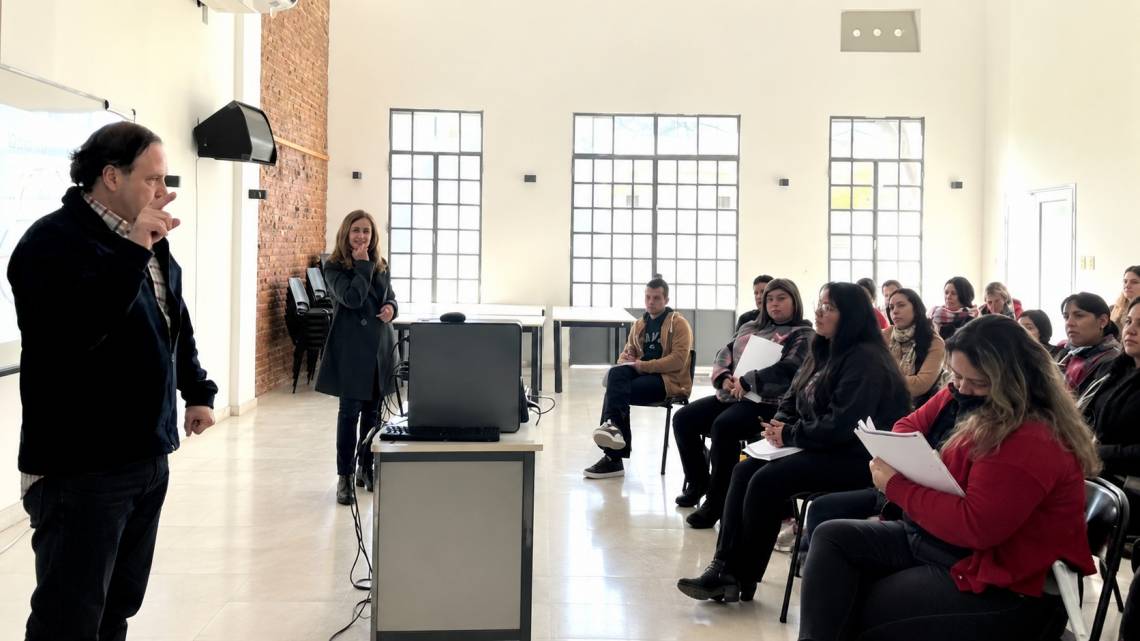 Una edición anterior del Curso de Gestión Empresarial, la capacitación gratuita destinada a emprendedores de la ciudad. (Crédito: MST)