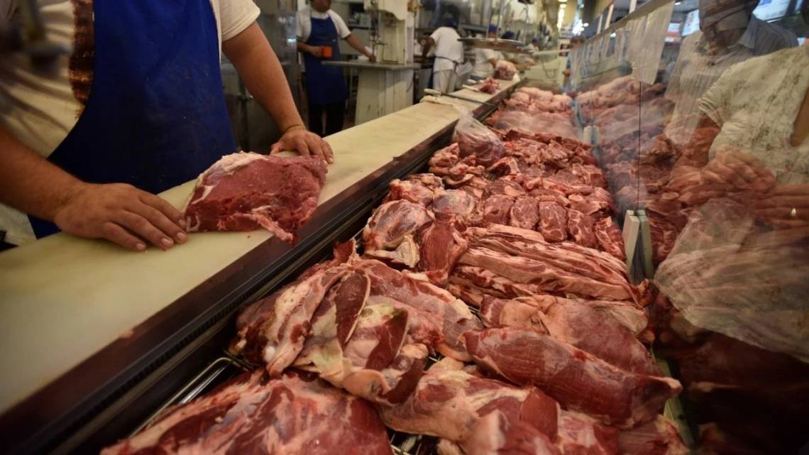 El consumo de carne sigue en baja en Argentina.