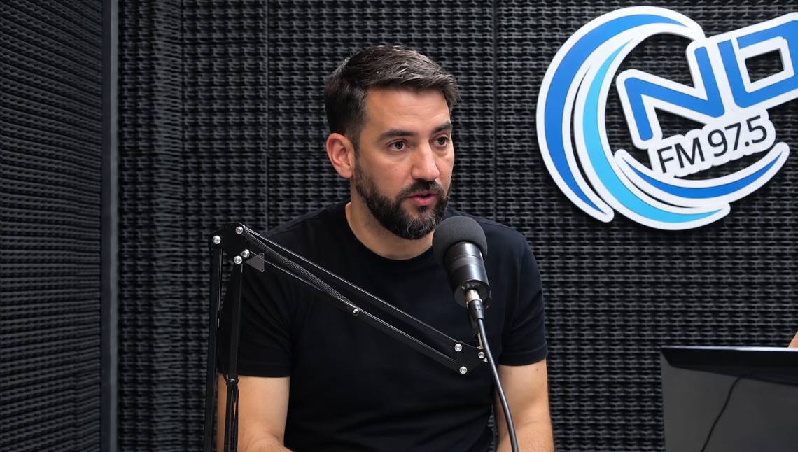 Gabriel Benssi, secretario adjunto de ASTEOM, durante la entrevista de este jueves en Nova al Día. (Crédito: STD)