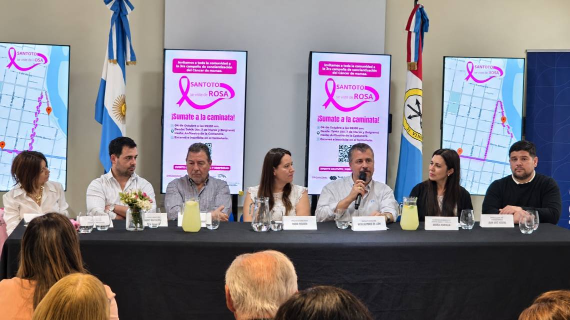 La presentación de la nueva edición de “Santoto se viste de rosa” se realizó este jueves en el salón auditorio del Centro Comercial. (Crédito: STD)