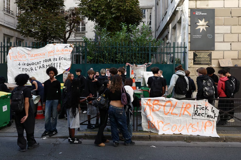 Se produjeron protestas estudiantiles en distintos puntos de Francia. (Crédito: Reuters)