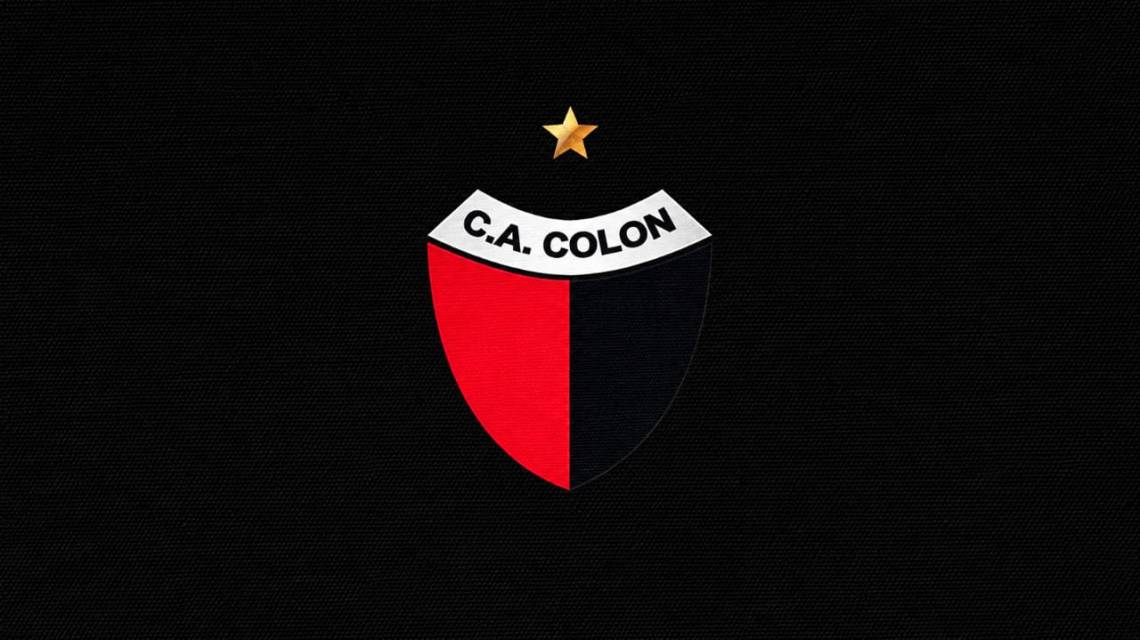 La imagen del escudo de Colón sobre un fondo negro, con la que el club acompañó su mensaje de condolencias por la muerte de Omar Bonacci.