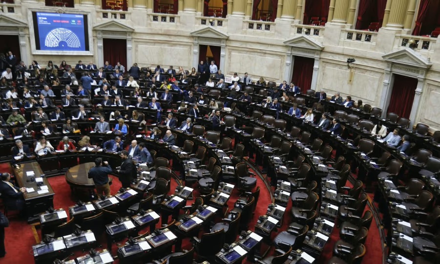 Por falta de quórum, se cayó en Diputados la sesión para derogar el DNU 70.