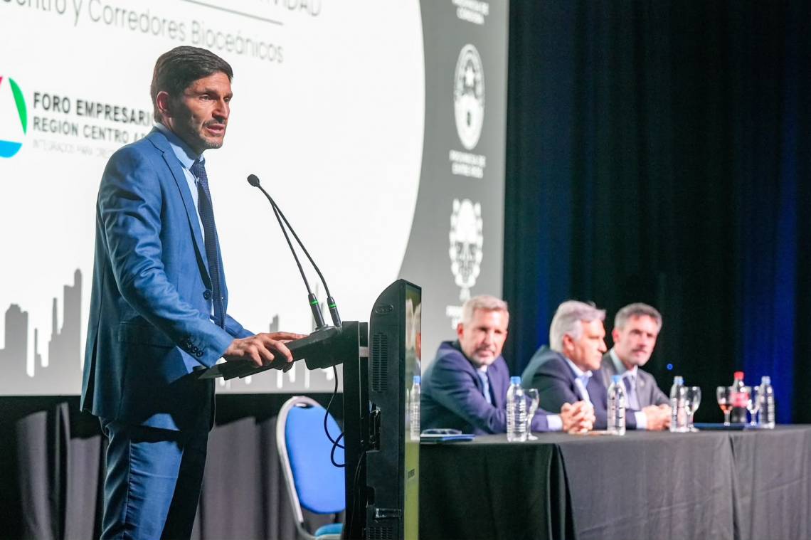 Pullaro participó de las XII Jornadas de Desarrollo Productivo y Competitividad de la Región Centro y los Corredores Bioceánicos junto a Llaryora y Frigerio.
